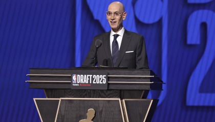 开云-萧华：NBA扩军谈判仍在进行中 最终增加一支还是两支球队还未敲定