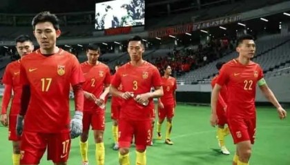 开云集团-1957年，国足在世预赛输给印尼，贺龙大怒：不好好练，还开饭吗？